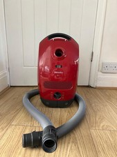 Miele S2111 Vacuum Cleaner