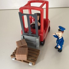 Postman Pat FLT Fork Lift Truck Pallet  Parcel & Ben Taylor & Pat Figure Toy 