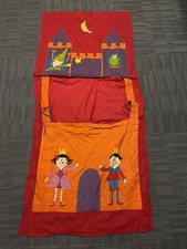 Latitude Enfant Puppet Show