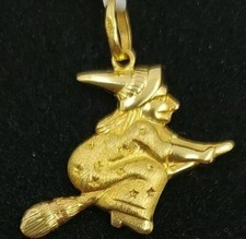 18K Gold Pendant. Witch With