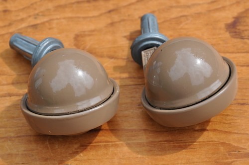 Vintage kenrick metal - 2x,