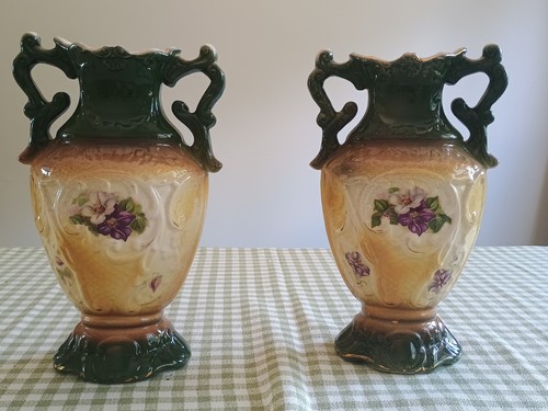 Pair victorian style - of, -style