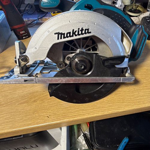 Makita dss611 18v ion - dss611, li-ion