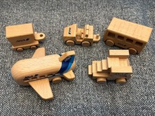 ANA Wooden Airport ehicles