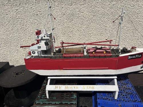 Large model scratch built - large,