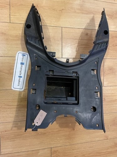 Yamaha vity 125 foot well - 125,