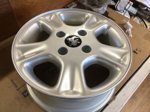 Genuine new peugeot alloy - new,
