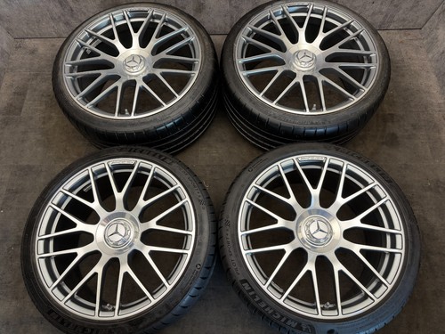 Mercedes c63 w205 - &,