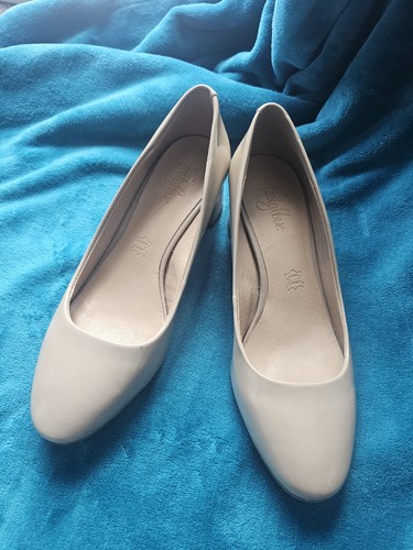 Footglove nude patent - m&s,