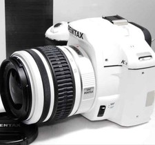 PENTAX K-X DSLR Camera Kit
