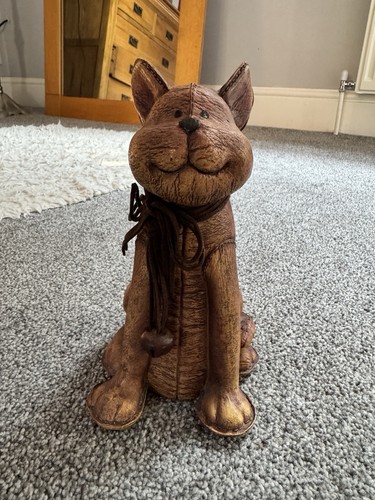 Large sitting cat ornament - large,