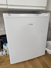 Logik Mini fridge White