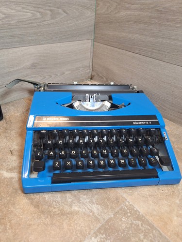 Vintage typewriter silver reed - typewriter,