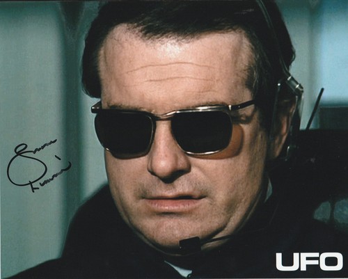 Ufo signed photo - -,