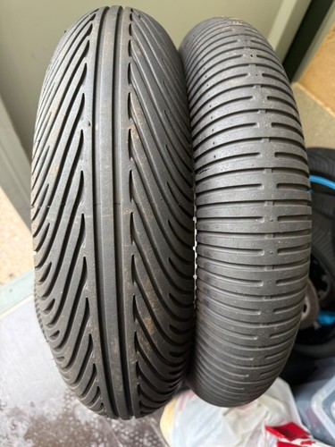 Pair motorcycle race track - of,