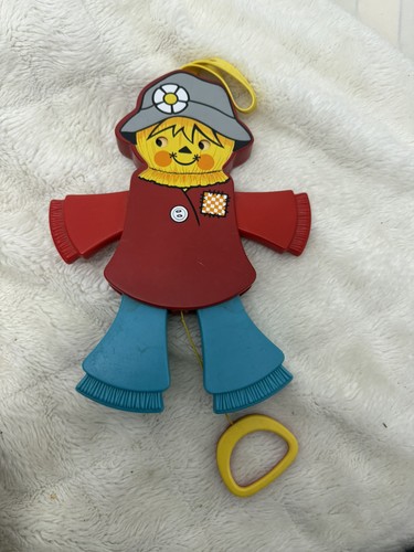 Vintage scarecrow pull-string