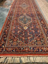 Wool carpet hand-knotted