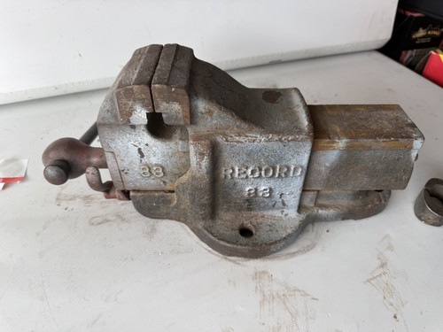 Record bench vice - 83,