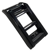 DEPLOYABLE FOLDING ROOF LADDER