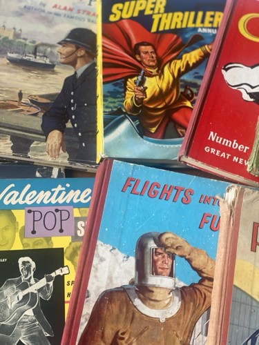 Old comic albums job - job, lot