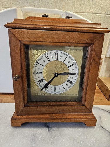 Seth thomas style wooden - seth,