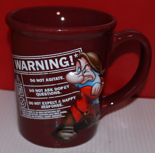 Disney burgundy red grumpy - 3d,