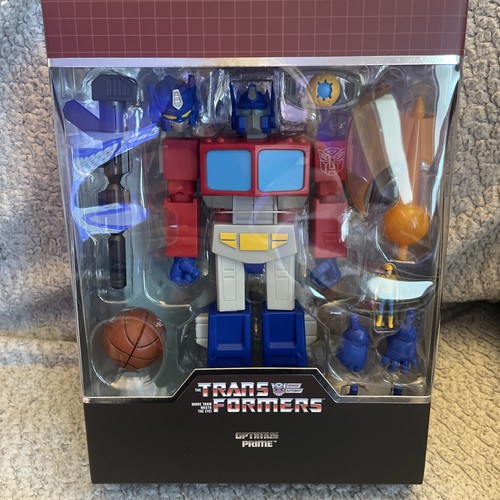 Super7 transformers ultimates - super7,