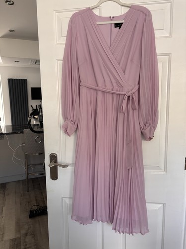 Gorgeous phase eight - gorgeous,