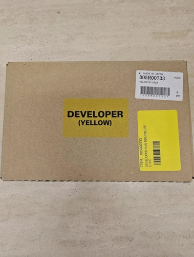 Yellow developer material
