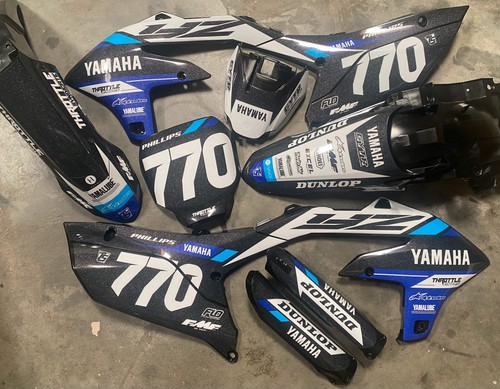 Graphics and plastic yamaha - graphics,