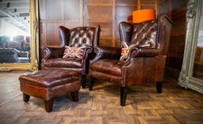 PAIR of TETRAD PALACE ANTIQUE BROWN LEATHER CHESTERFIELD WINGBACK CHAIRS & STOOL