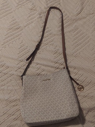 Michael kors signature - michael,
