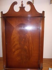 MAHOGANY CORNER HALF CABINET