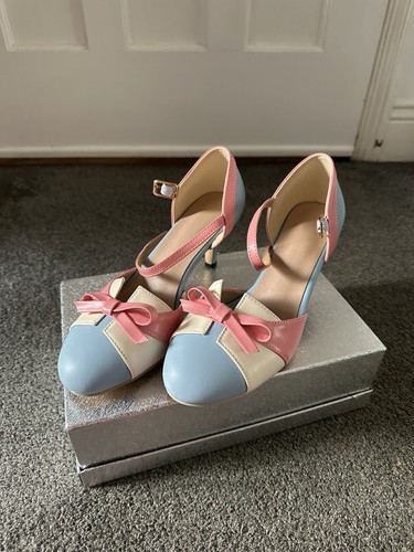 Size pastel coloured - size, 6