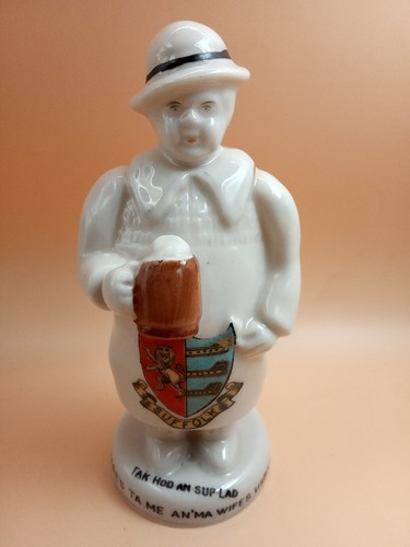 Crested china suffolk crest - crested,