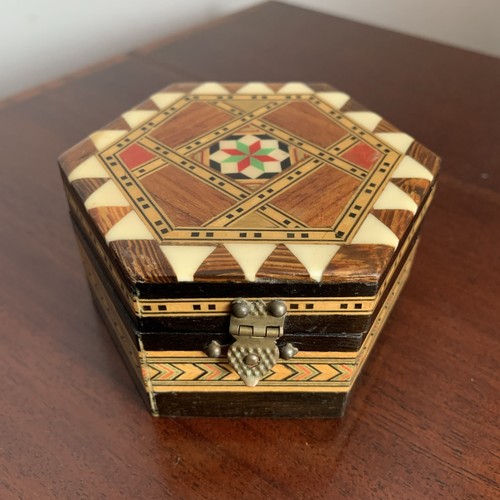 Vintage small wooden marquetry - small,