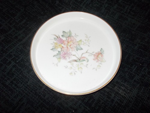 Pretty royal doulton mystic - pretty,