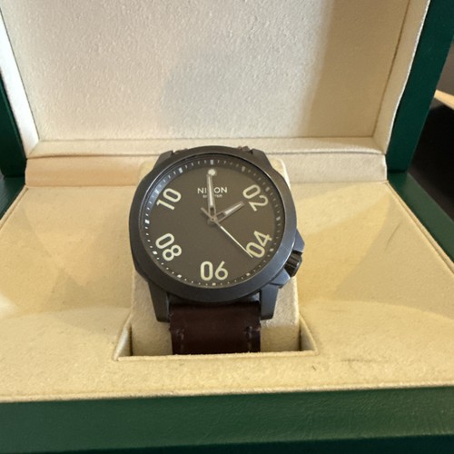 Nixon ranger black dial - nixon,