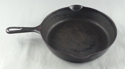 Antique griswold cast - antique,
