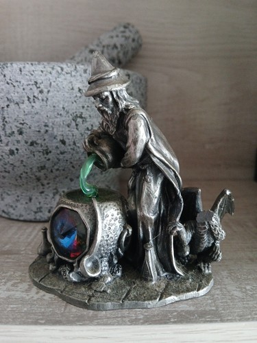 Myth and magic the tudor - myth,