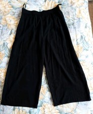 Size 10 Black Cropped Wide Leg