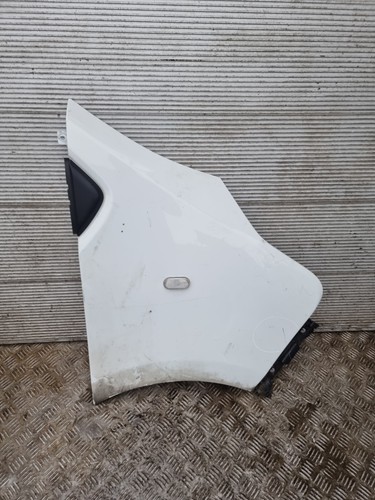 Vauxhall vivaro front wing - vivaro,