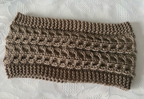 New hand knitted ladies winter - new,