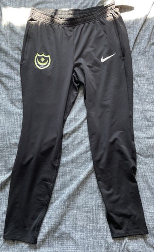 Portsmouth black nike - portsmouth,
