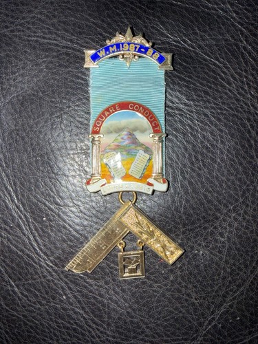 Square conduct lodge no6816 - square,