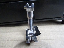 BERNINA   BLIND HEMMER