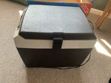 Halfords 28l Electric  Cool Box / Hot Box 12v