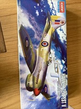 Academy 1669 1:72 Scale Hawker