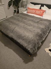 Star Julien Macdonald Luxury