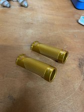 Rizoma Snake footpegs gold